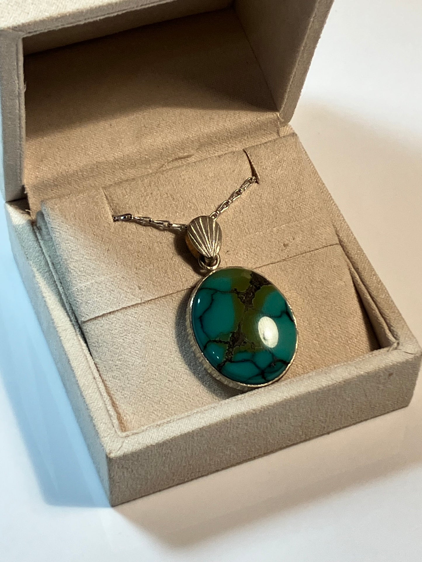 Cabachon colection  turquise    silver pedant